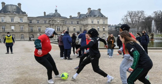খেলার মাঠে হিজাব পরা নিষিদ্ধ করলো ফ্রান্স খেলার মাঠে হিজাব পরা নিষিদ্ধ করলো ফ্রান্স