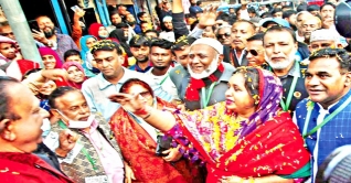 নাসিক নির্বাচনে জমে উঠেছে আইভীর প্রচার-প্রচারণা নাসিক নির্বাচনে জমে উঠেছে আইভীর প্রচার-প্রচারণা