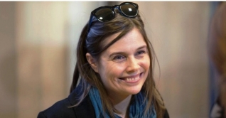 নারী সংখ্যাগরিষ্ঠ সংসদ গড়ে আইসল্যান্ডের ইতিহাস