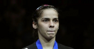 সকালে ‘পজিটিভ’ বিকেলে নেগেটিভ সাইনা, প্রণয়