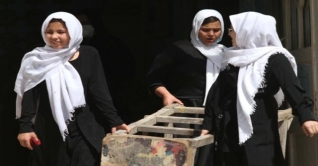 মেয়েরা ‘খুব শিগগিরই’ ফিরবে স্কুলে: তালেবান