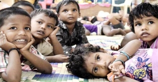 এবার পথশিশুরা পাবে প্রাথমিক শিক্ষা এবার পথশিশুরা পাবে প্রাথমিক শিক্ষা