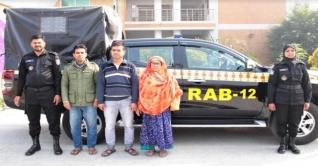 গৃহবধূর চুল ও ভ্রু কেটে নির্যাতন, স্বামীসহ গ্রেপ্তার ৩