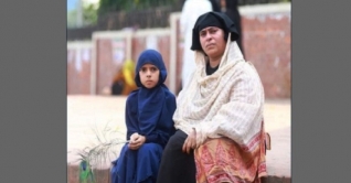 দাদাবাড়ির পিঠা খাওয়া হলো না নুসরাতের