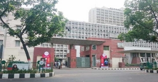 যে কারণে সচিবালয়ে দর্শনার্থী প্রবেশে নিষেধাজ্ঞা