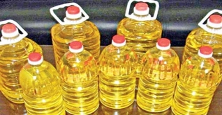 তেলের দাম আরও বাড়ানোর চেষ্টা