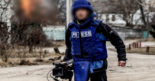 রুশ হামলায় ১২ জন সাংবাদিক নিহত: ইউক্রেন