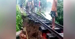 সারাদেশের সঙ্গে নেত্রকোণার রেল যোগাযোগ বিচ্ছিন্ন 