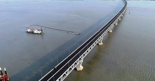 কর্তৃপক্ষকে পদ্মা সেতু বুঝিয়ে দিলো ঠিকাদারি প্রতিষ্ঠান