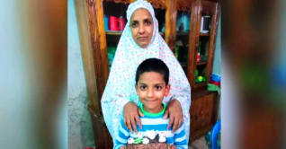 নারায়ণগঞ্জে ঘরের ভেতর মা-ছেলেকে গলাকেটে হত্যা