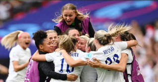 ইউরো জয়ের সঙ্গে ইতিহাসও গড়েছে ইংলিশ নারীরা