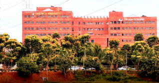 বাড্ডায় ছাত্রীকে কুপিয়ে মোবাইল ছিনতাই বাড্ডায় ছাত্রীকে কুপিয়ে মোবাইল ছিনতাই