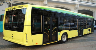 নভেম্বরে ঢাকায় নামছে ১শত বৈদ্যুতিক বাস নভেম্বরে ঢাকায় নামছে ১শত বৈদ্যুতিক বাস