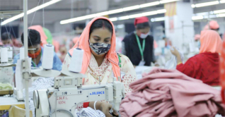 ইউরোপীয় ইউনিয়নে পোশাক রপ্তানি বেড়েছে ৩৮ শতাংশ ইউরোপীয় ইউনিয়নে পোশাক রপ্তানি বেড়েছে ৩৮ শতাংশ