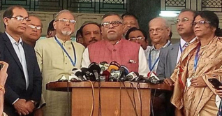 কোনো সমস্যা ছাড়াই এমবিবিএস ভর্তি পরীক্ষা সম্পন্ন কোনো সমস্যা ছাড়াই এমবিবিএস ভর্তি পরীক্ষা সম্পন্ন