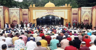 জাতীয় ঈদগাহে ঈদের প্রধান জামাত অনুষ্ঠিত