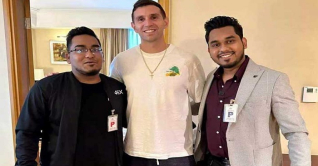 বিশ্বকাপজয়ী মার্টিনেজ এখন ঢাকায় বিশ্বকাপজয়ী মার্টিনেজ এখন ঢাকায়