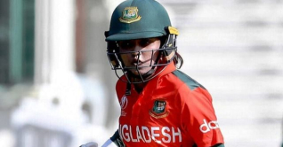 ভারতের বিপক্ষে টস হেরে ব্যাটিংয়ে টাইগ্রেসরা