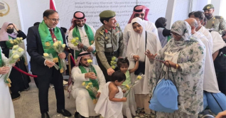 জেদ্দায় পৌঁছেছেন ৮২৯ বাংলাদেশি হজযাত্রী