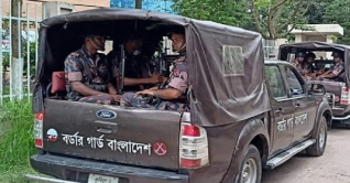বিজিবিকে ঢাকায় প্রস্তুত রাখা হয়েছে বিজিবিকে ঢাকায় প্রস্তুত রাখা হয়েছে