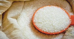 ১৩০ টাকার চিনি ৫০ টাকায় বিক্রি!