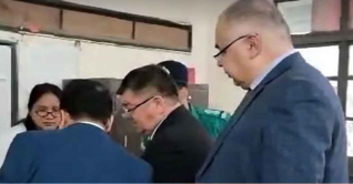 সকাল থেকেই ভোটকেন্দ্র পরিদর্শনে বিদেশি পর্যবেক্ষকরা সকাল থেকেই ভোটকেন্দ্র পরিদর্শনে বিদেশি পর্যবেক্ষকরা