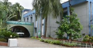 ‘আমাকে ধর্ষণ বা অপহরণ করা হয়নি’ থানায় জানালেন সেই তরুণী ‘আমাকে ধর্ষণ বা অপহরণ করা হয়নি’ থানায় জানালেন সেই তরুণী