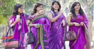 নারী দিবসে কি করবেন, কি পড়বেন?