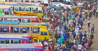 গাবতলী বাস টার্মিনাল এলাকায় যাত্রীদের উপচে পড়া ভিড় গাবতলী বাস টার্মিনাল এলাকায় যাত্রীদের উপচে পড়া ভিড়