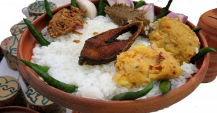 বাংলা নববর্ষে পান্তা-ইলিশের একাল-সেকাল