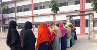 ১৯ উপজেলায় ভোটগ্রহণ চলছে ১৯ উপজেলায় ভোটগ্রহণ চলছে