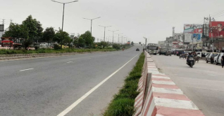 ঈদযাত্রা: ঢাকা-চট্টগ্রাম মহাসড়কে চাপ নেই ঈদযাত্রা: ঢাকা-চট্টগ্রাম মহাসড়কে চাপ নেই