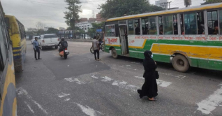 রাজধানীতে আজ ১১ ঘণ্টা কারফিউ শিথিল রাজধানীতে আজ ১১ ঘণ্টা কারফিউ শিথিল