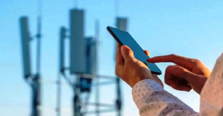 মোবাইল ইন্টারনেট চালু হচ্ছে বিকেলে মোবাইল ইন্টারনেট চালু হচ্ছে বিকেলে