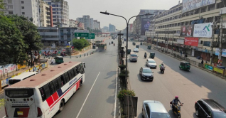 স্বাভাবিক ছন্দে ফিরছে রাজধানী স্বাভাবিক ছন্দে ফিরছে রাজধানী