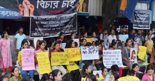 ২৪ ঘণ্টার কর্মবিরতির ডাক দিলেন ভারতের চিকিৎসকরা ২৪ ঘণ্টার কর্মবিরতির ডাক দিলেন ভারতের চিকিৎসকরা