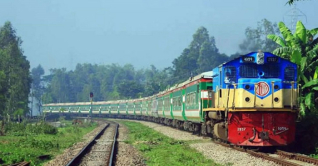 বন্যা পরিস্থিতির উন্নতি, পূর্বাঞ্চলে ট্রেন চলাচল শুরু বন্যা পরিস্থিতির উন্নতি, পূর্বাঞ্চলে ট্রেন চলাচল শুরু