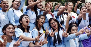 পাসের হার ও জিপিএ-৫ প্রাপ্তিতে এবারও এগিয়ে মেয়েরা পাসের হার ও জিপিএ-৫ প্রাপ্তিতে এবারও এগিয়ে মেয়েরা