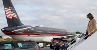 নির্বাচনী প্রচারণা ফেলে হঠাৎ নিউইয়র্কে কমলা! নির্বাচনী প্রচারণা ফেলে হঠাৎ নিউইয়র্কে কমলা!