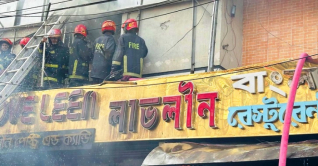 উত্তরায় রেস্টুরেন্টে আগুন, ৭ জনকে জীবিত উদ্ধার 