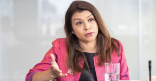 টিউলিপের ওপর এবার পার্লামেন্ট ছাড়ার চাপ টিউলিপের ওপর এবার পার্লামেন্ট ছাড়ার চাপ