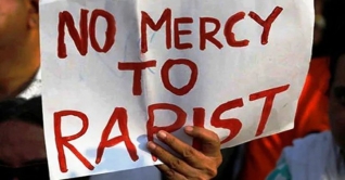 ধর্ষকদের খোজা করার বিল পাশ পাকিস্তানে