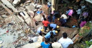 আইএসপ্রধানের সঙ্গে ৬ শিশু ও ৪ নারীসহ নিহত ১৩