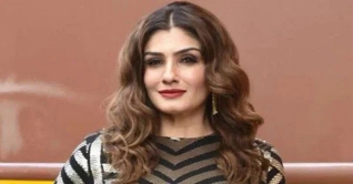 পদ্মশ্রী পুরস্কার পেলেন রাভিনা ট্যান্ডন পদ্মশ্রী পুরস্কার পেলেন রাভিনা ট্যান্ডন