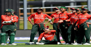 আশা বাঁচিয়ে রাখার মিশনে বাংলাদেশ নারী দল আশা বাঁচিয়ে রাখার মিশনে বাংলাদেশ নারী দল