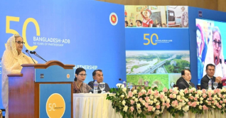 সহজ শর্তে ঋণ অব্যাহত রাখার আহ্বান প্রধানমন্ত্রীর