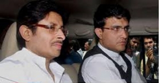 বড় ভাই করোনা পজিটিভ, সৌরভসহ কোয়ারিন্টিনে পরিবার বড় ভাই করোনা পজিটিভ, সৌরভসহ কোয়ারিন্টিনে পরিবার