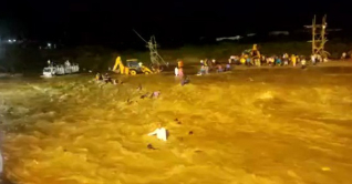 পশ্চিমবঙ্গে প্রতিমা বিসর্জন দিতে গিয়ে নিহত ৭