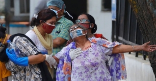 ভারতে একদিনে করোনায় আক্রান্ত ৯১ হাজার, মৃত্যু ৩ শতাধিক