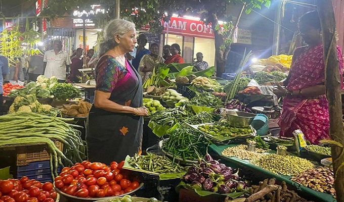 ভারতের কেন্দ্রীয় অর্থমন্ত্রী নির্মলা সীতারমন